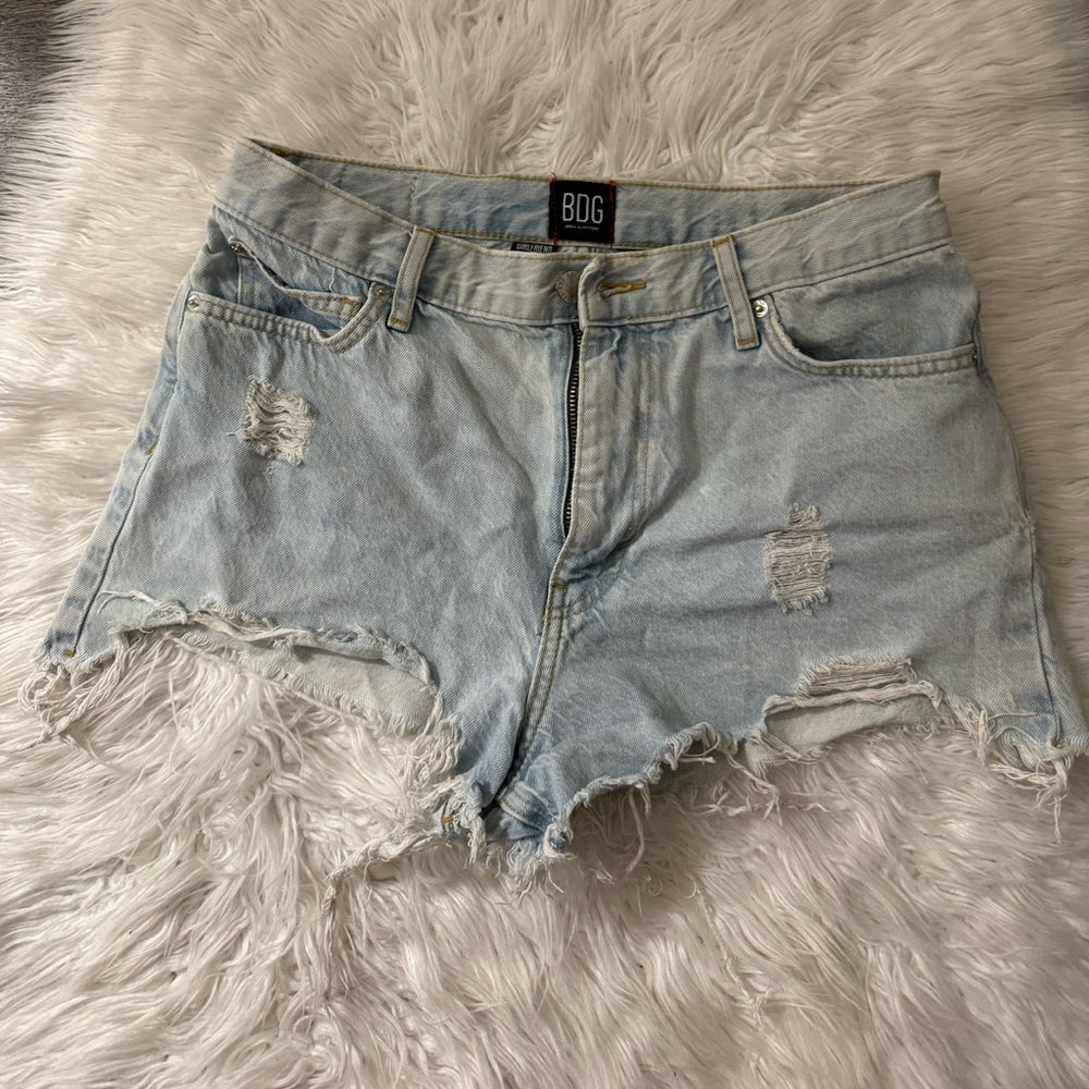 BDG Girlfriend High Rise Jean Shorts Size 28